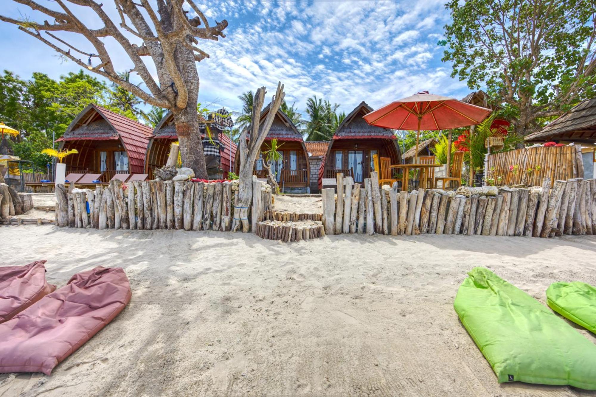 Santen Beach Bungalows Ped Exterior foto