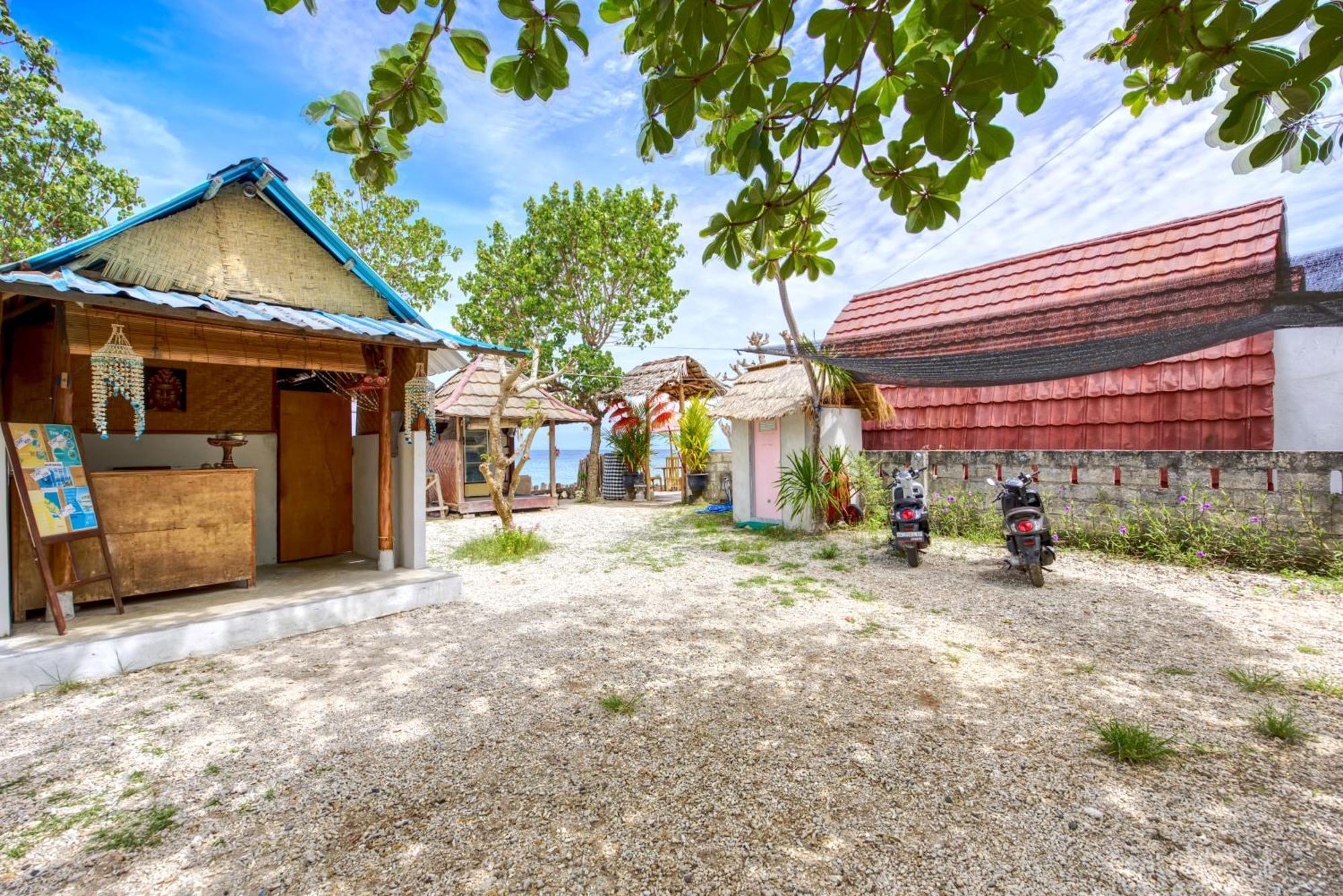 Santen Beach Bungalows Ped Exterior foto