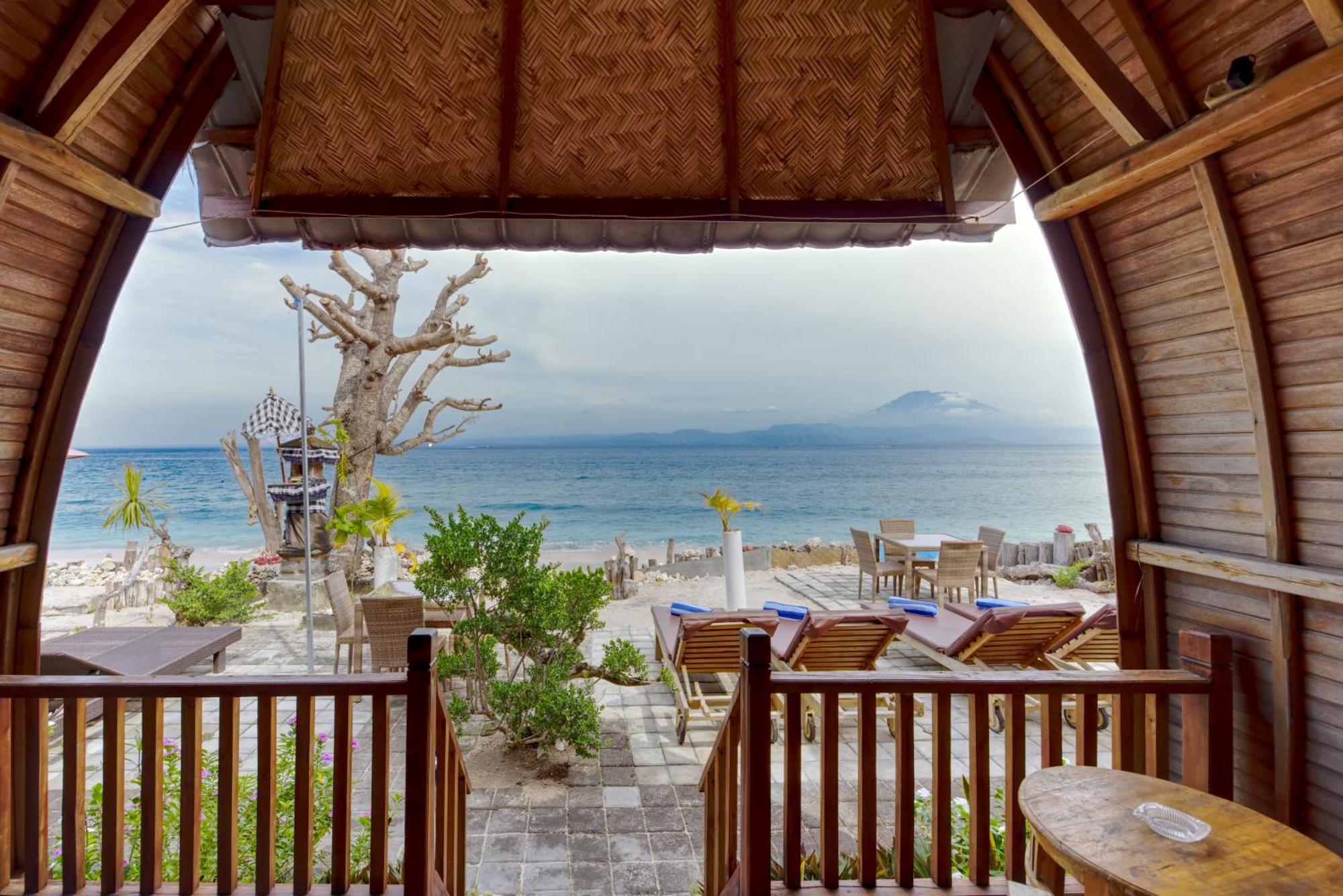 Santen Beach Bungalows Ped Exterior foto