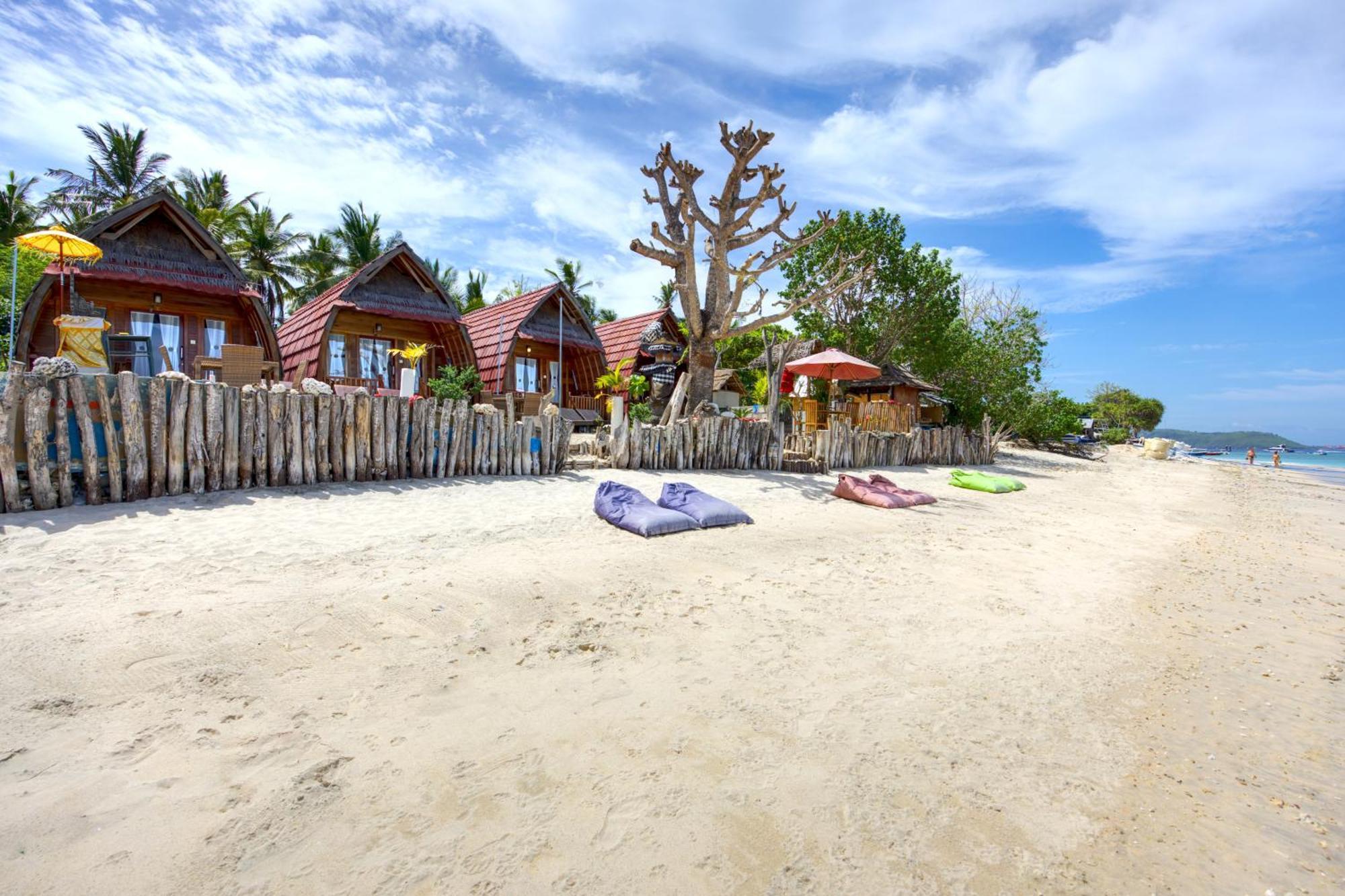 Santen Beach Bungalows Ped Exterior foto